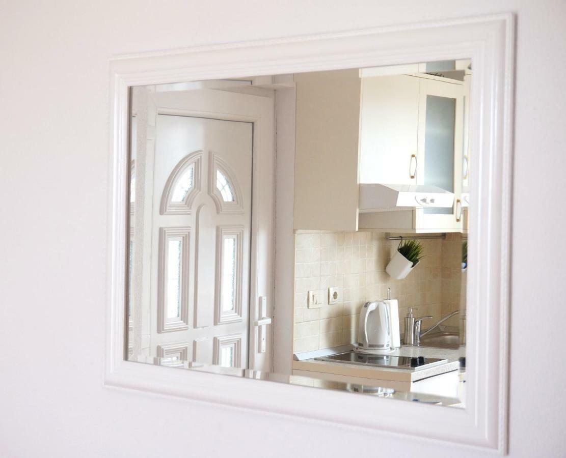 New Studio Apartment With Sea View ماكارسكا المظهر الخارجي الصورة